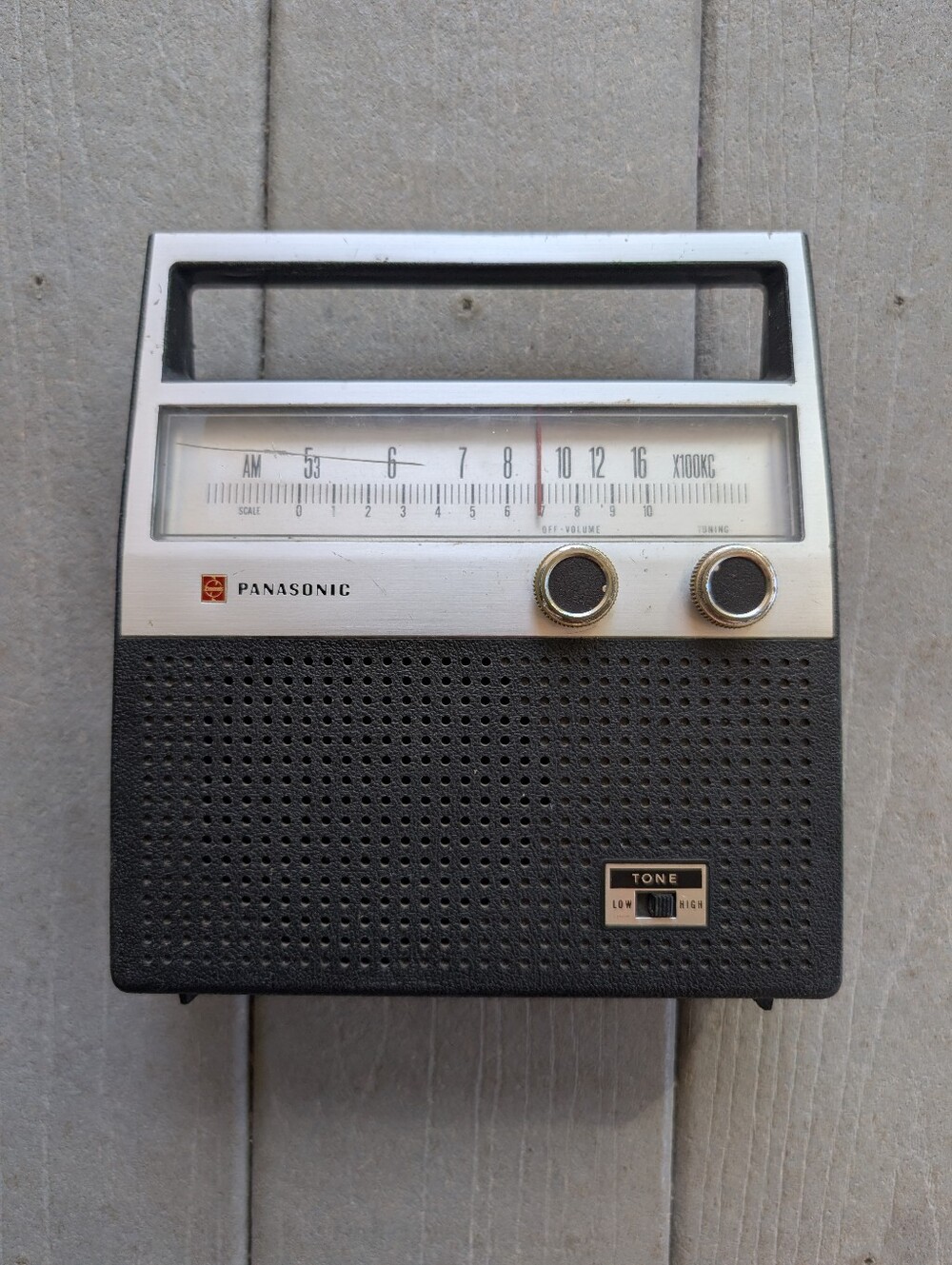 Panasonic R 1397 Radio